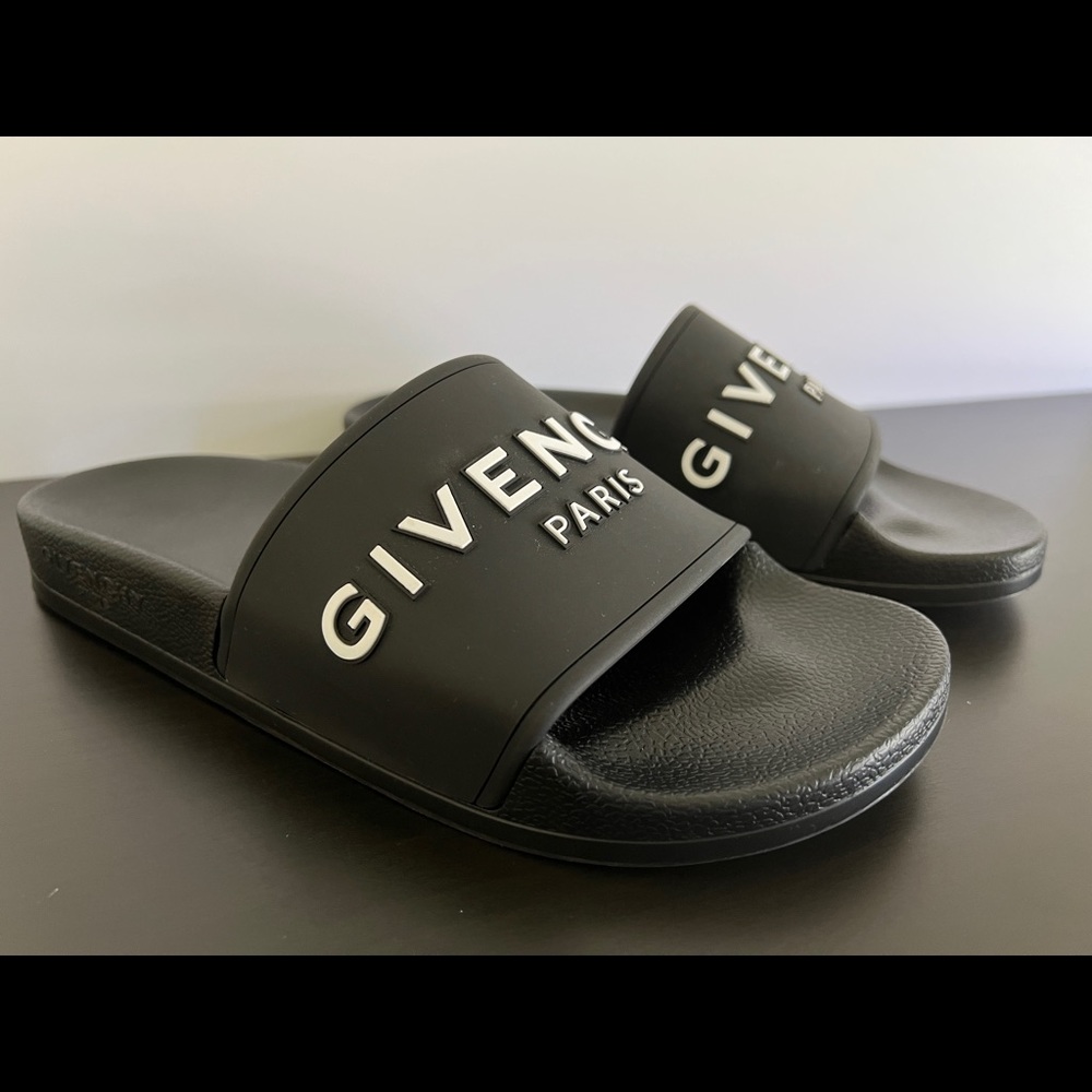 Givenchy slippers